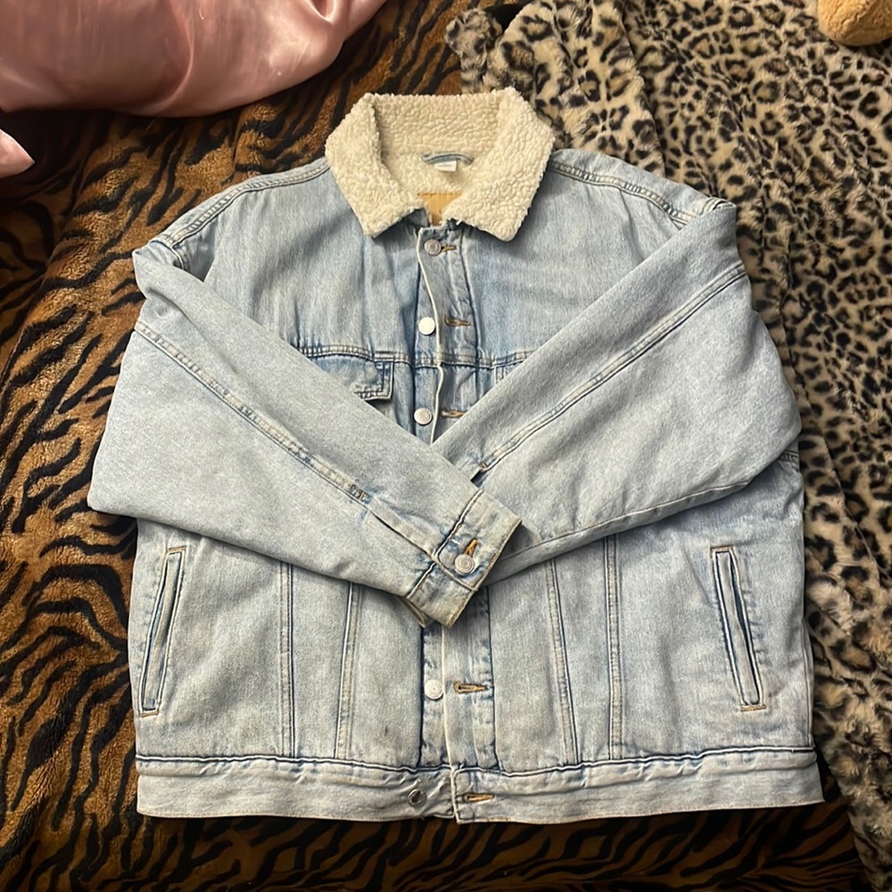 XL Puffy Jean Coat w/ Fluff inside